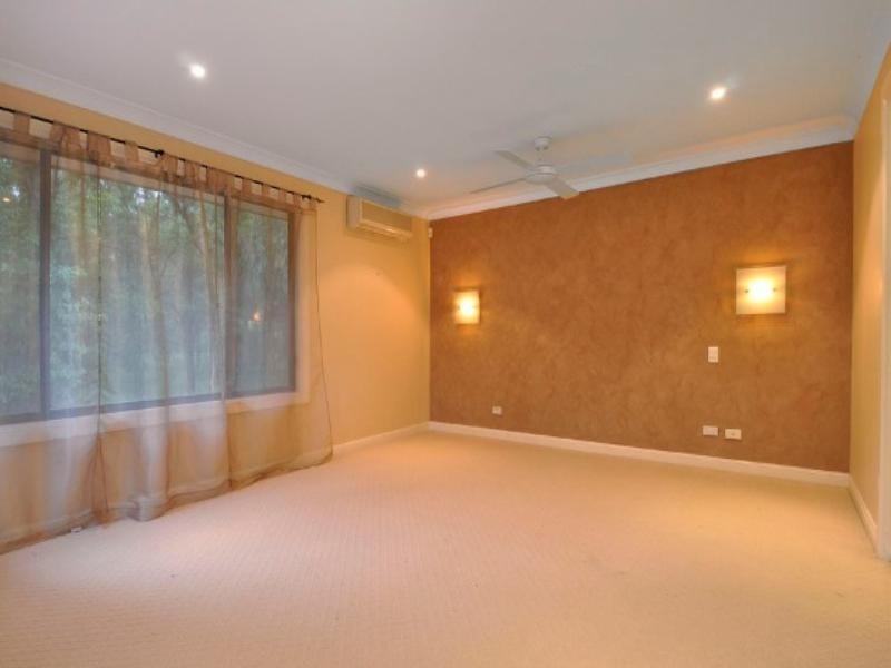 46 Canada Place, Arundel QLD 4214