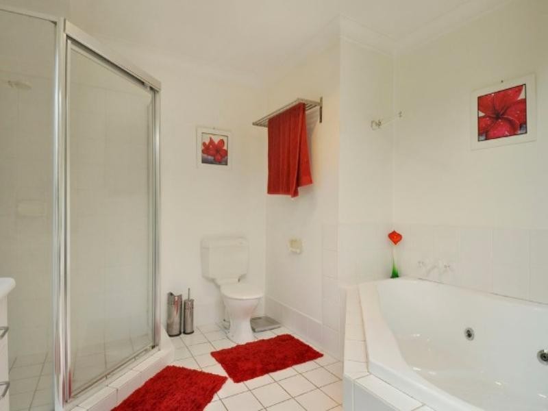 14 Kilmuir Street, Highland Park QLD 4211