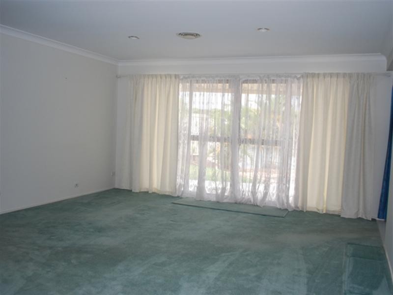 Broadbeach Waters QLD 4218