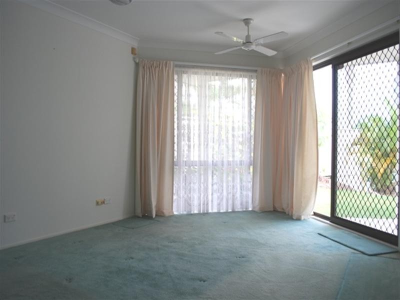 Broadbeach Waters QLD 4218