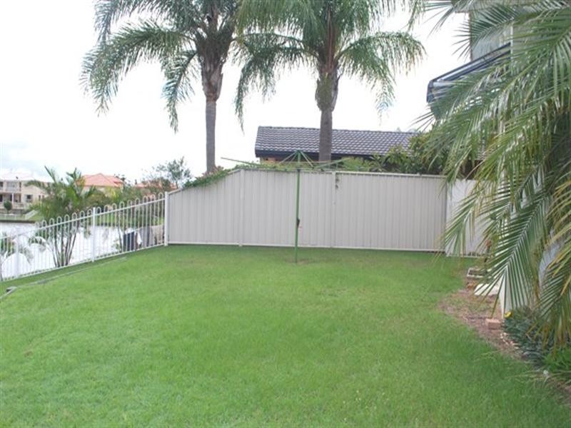 Broadbeach Waters QLD 4218