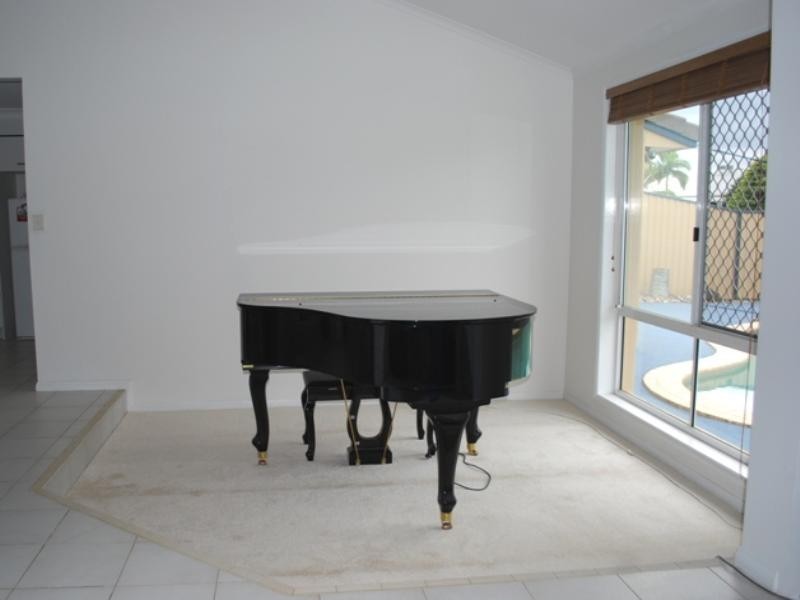 Carrara QLD 4211