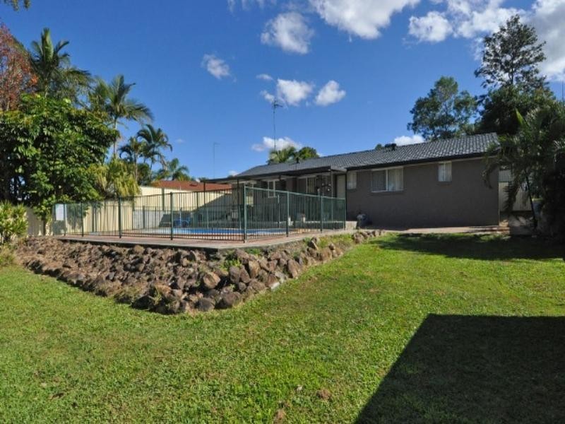 31 Guthrie Parade, Carrara QLD 4211