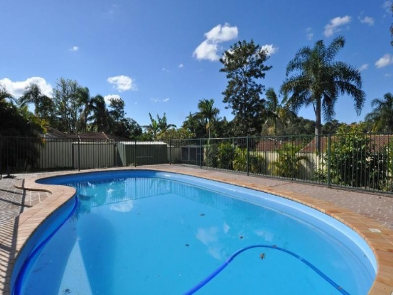 31 Guthrie Parade, Carrara QLD 4211