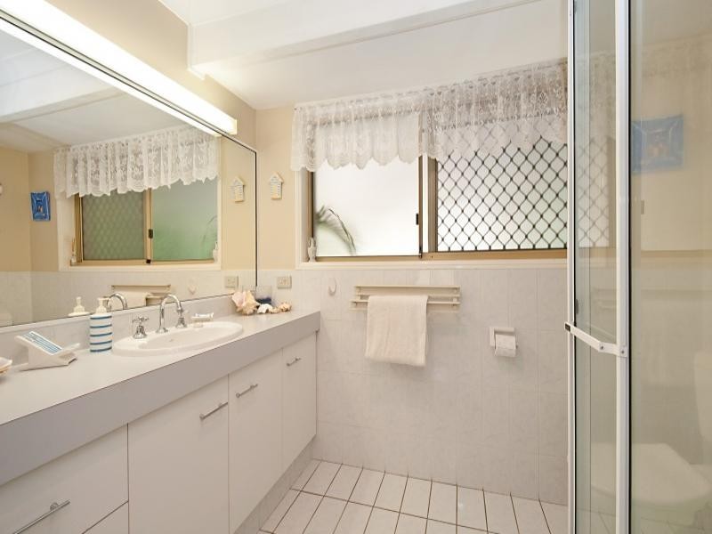 3 Redstone Court, Carrara QLD 4211