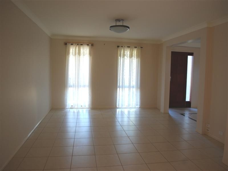 Highland Park QLD 4211