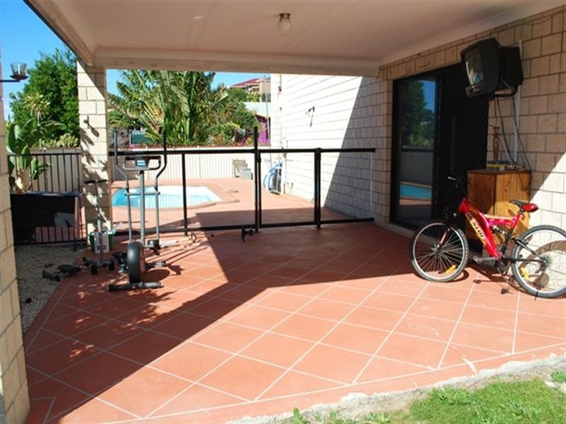 Highland Park QLD 4211