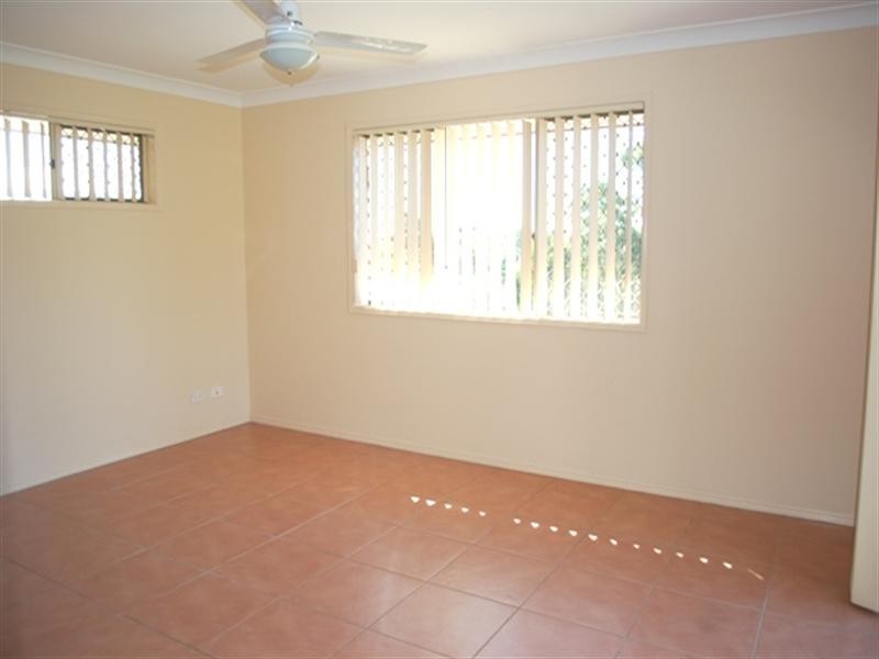 Highland Park QLD 4211