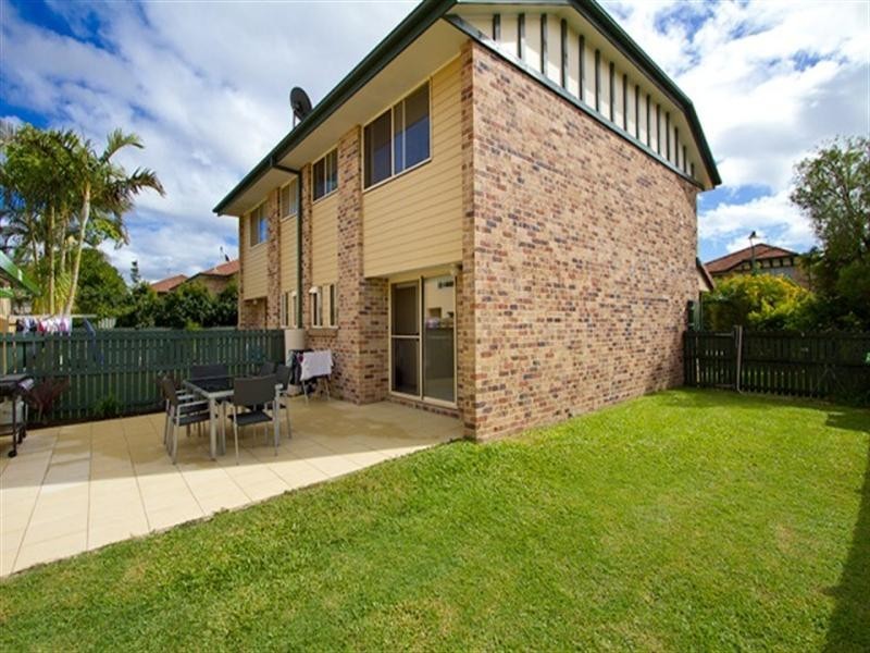 10/23 Tristan Court, Benowa QLD 4217