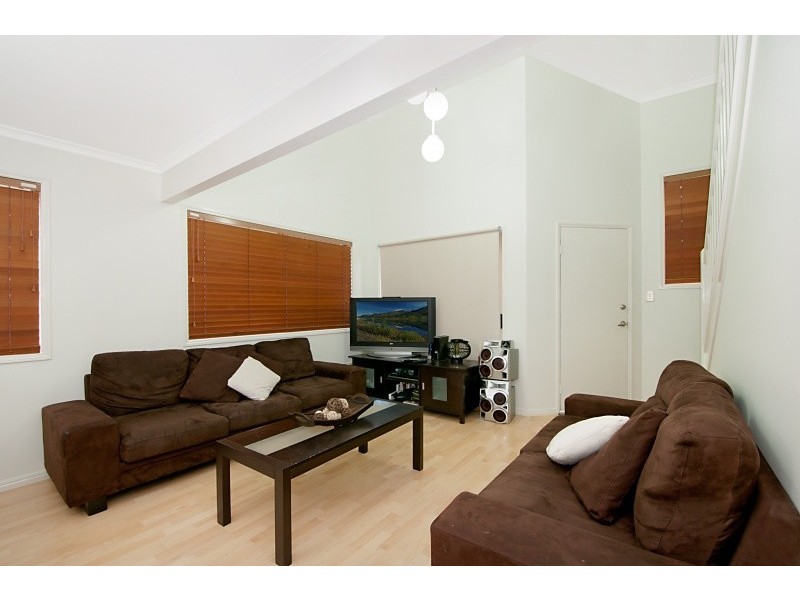 23/1a Alison Road, Carrara QLD 4211