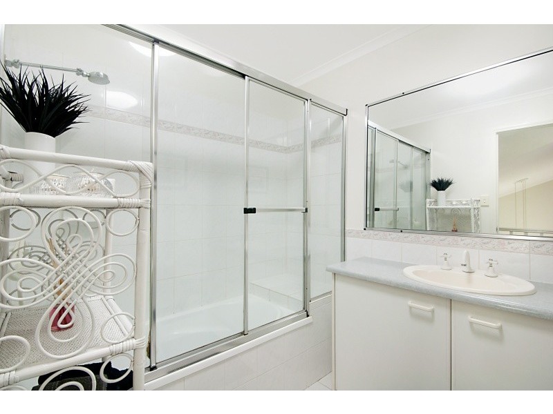 23/1a Alison Road, Carrara QLD 4211