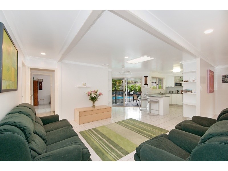 41 Hastings Crescent, Carrara QLD 4211