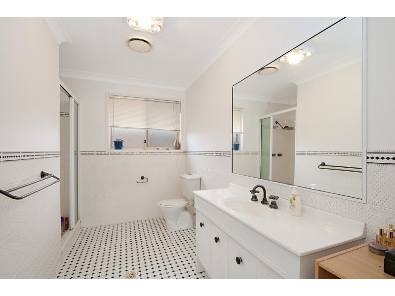 41 Hastings Crescent, Carrara QLD 4211