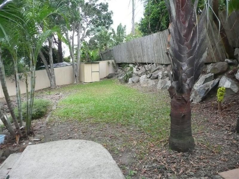 Highland Park QLD 4211