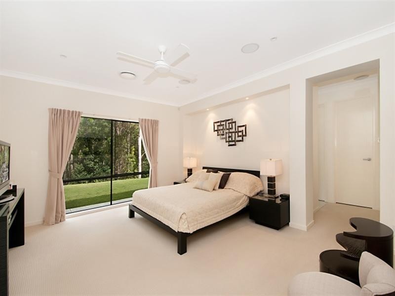 16a Country Crescent, Nerang QLD 4211