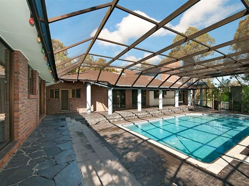 11 Bellara Street, Ashmore QLD 4214