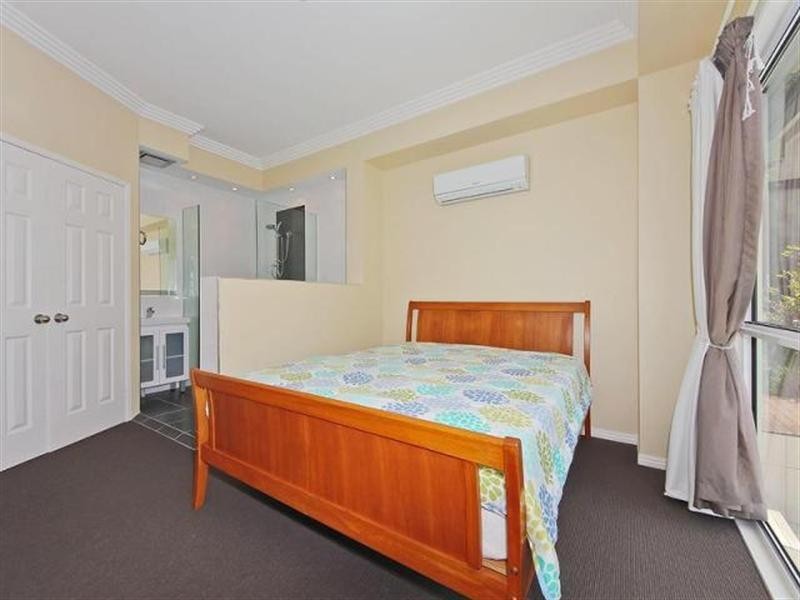 Carrara QLD 4211