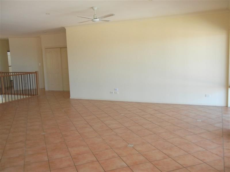 Highland Park QLD 4211