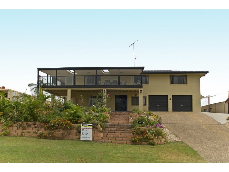 4 Barrine Drive, Worongary QLD 4213