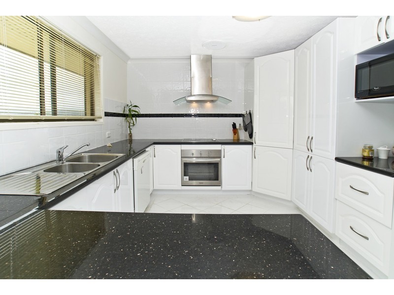 4 Barrine Drive, Worongary QLD 4213