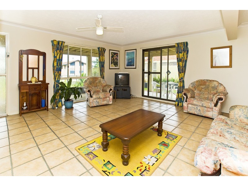 4 Barrine Drive, Worongary QLD 4213