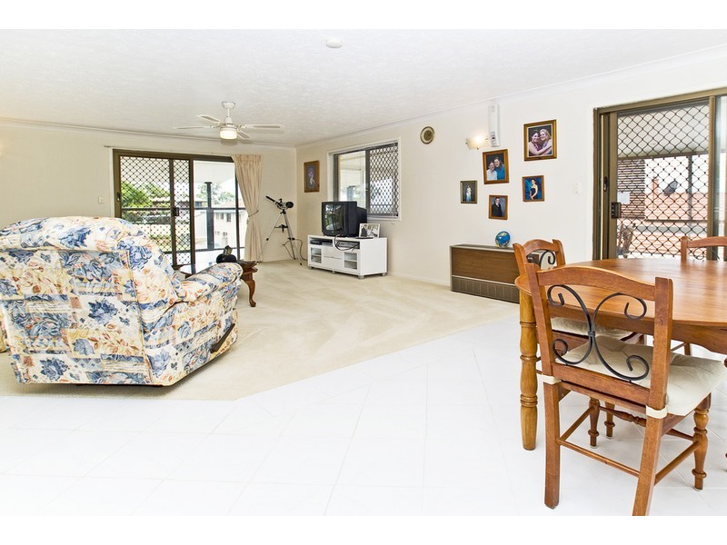 4 Barrine Drive, Worongary QLD 4213