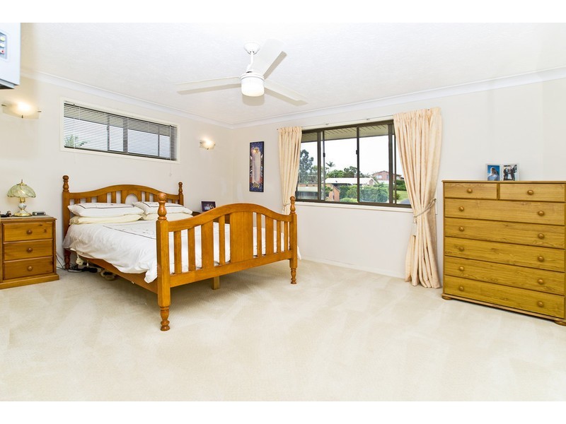 4 Barrine Drive, Worongary QLD 4213