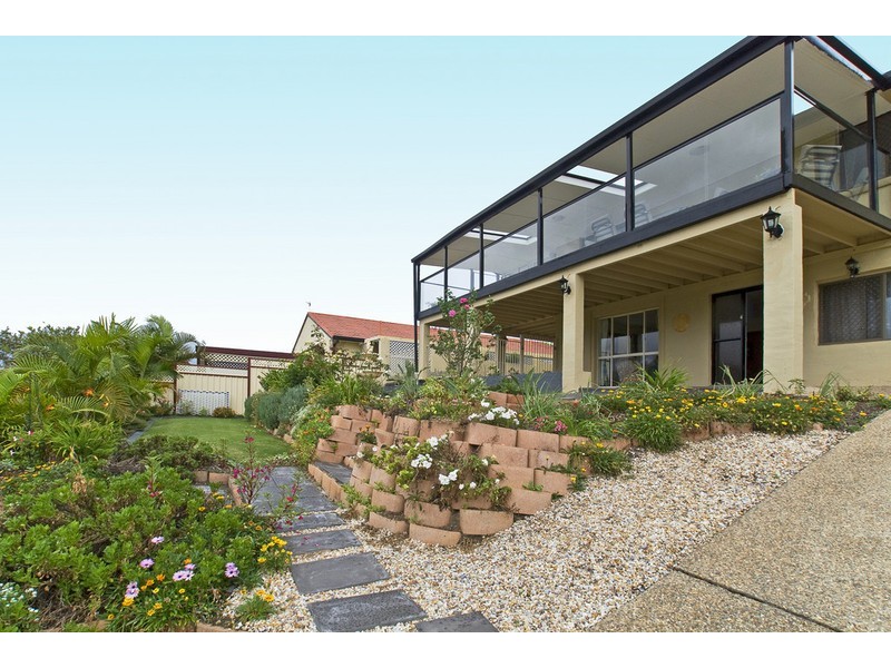 4 Barrine Drive, Worongary QLD 4213