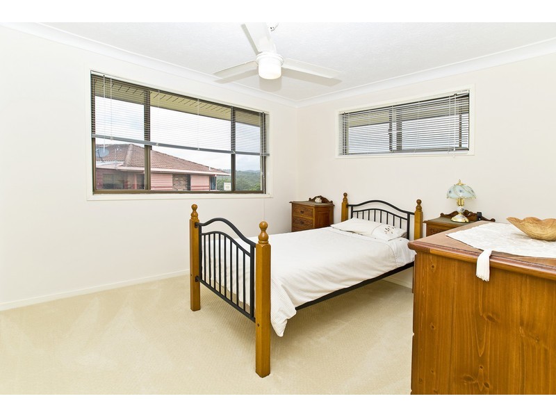 4 Barrine Drive, Worongary QLD 4213