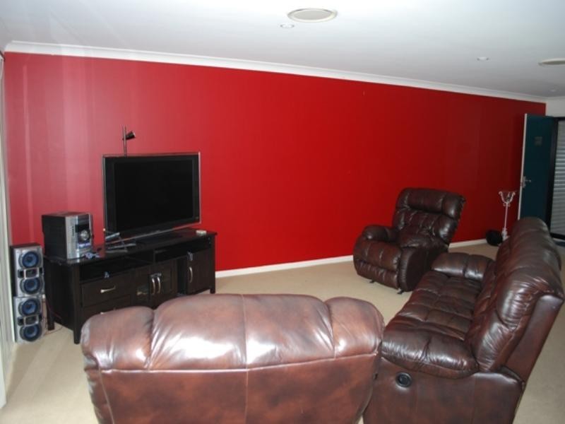 Highland Park QLD 4211