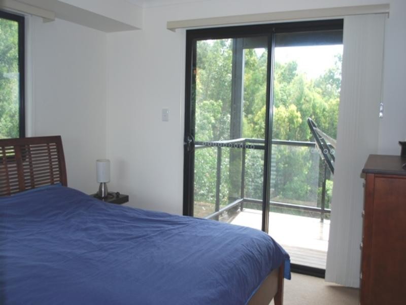 Highland Park QLD 4211