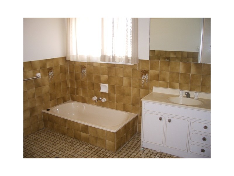 134 Ashmore Road, Ashmore QLD 4214