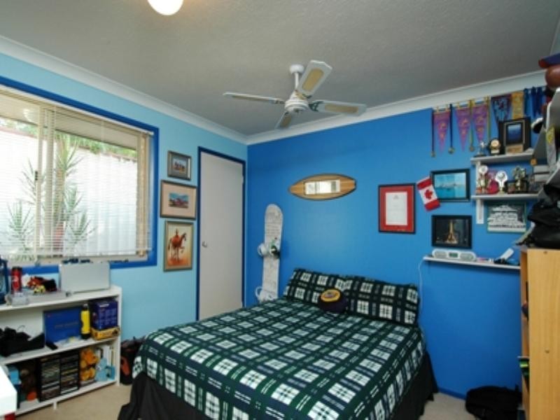 4 Marla Way, Carrara QLD 4211