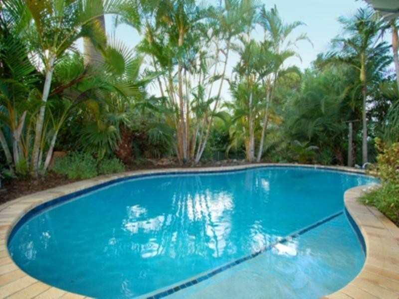 4 Marla Way, Carrara QLD 4211