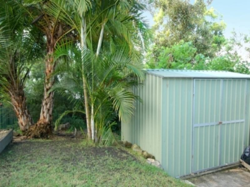 4 Marla Way, Carrara QLD 4211