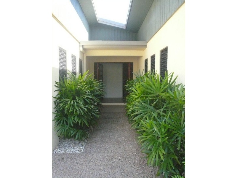 Kewarra Beach QLD 4879