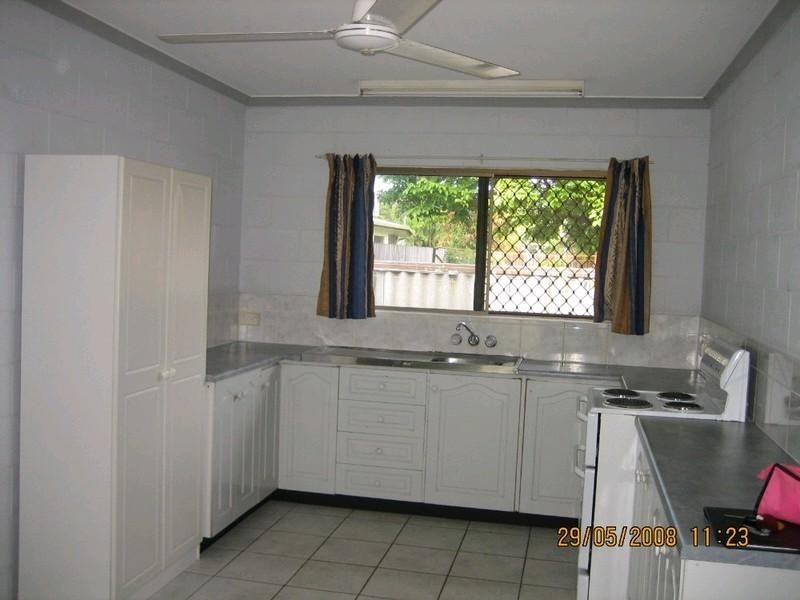 1/6 Simbai Close, Trinity Beach QLD 4879