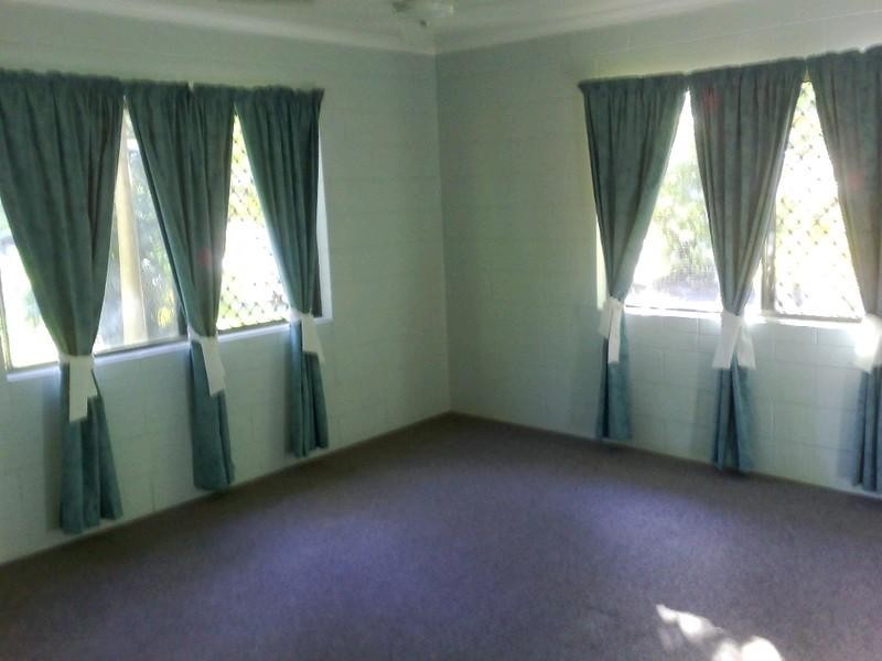 1/6 Simbai Close, Trinity Beach QLD 4879