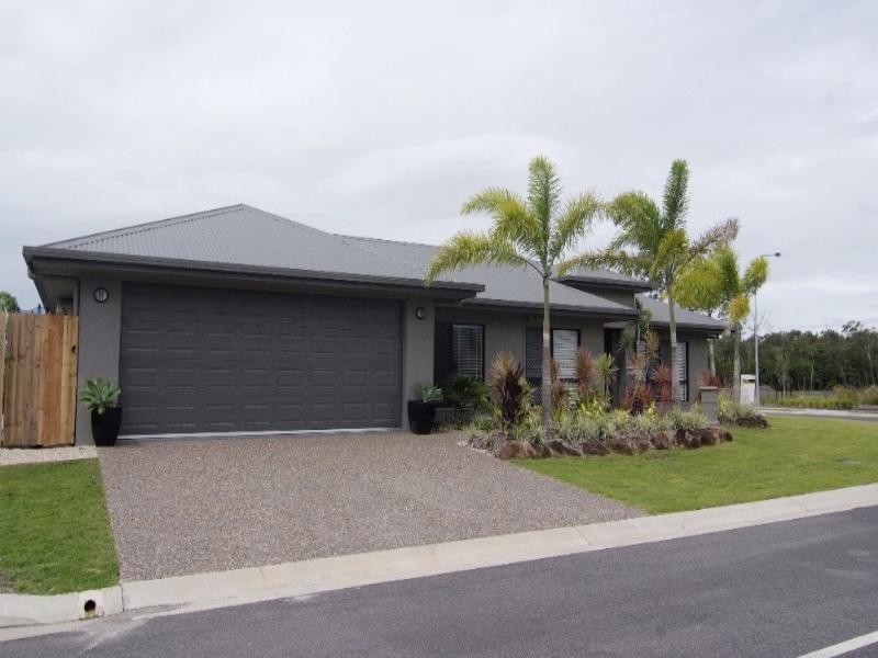 21 Norwood Crescent, Trinity Park QLD 4879