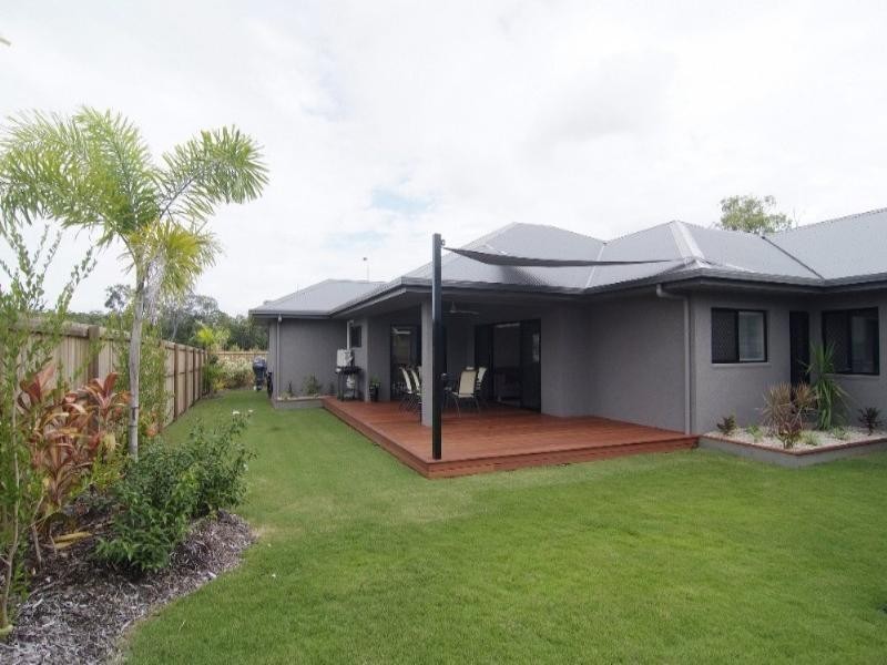 21 Norwood Crescent, Trinity Park QLD 4879