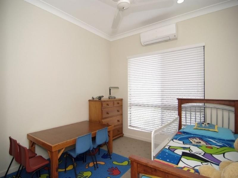 21 Norwood Crescent, Trinity Park QLD 4879