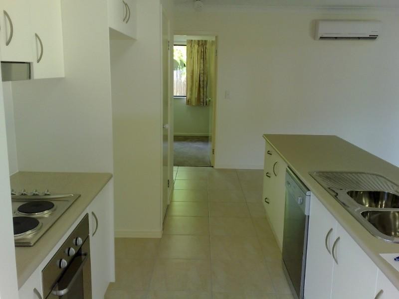 2 Pambula Close, Kewarra Beach QLD 4879