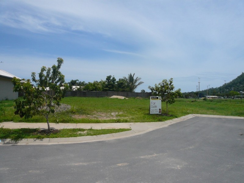 Kewarra Beach QLD 4879