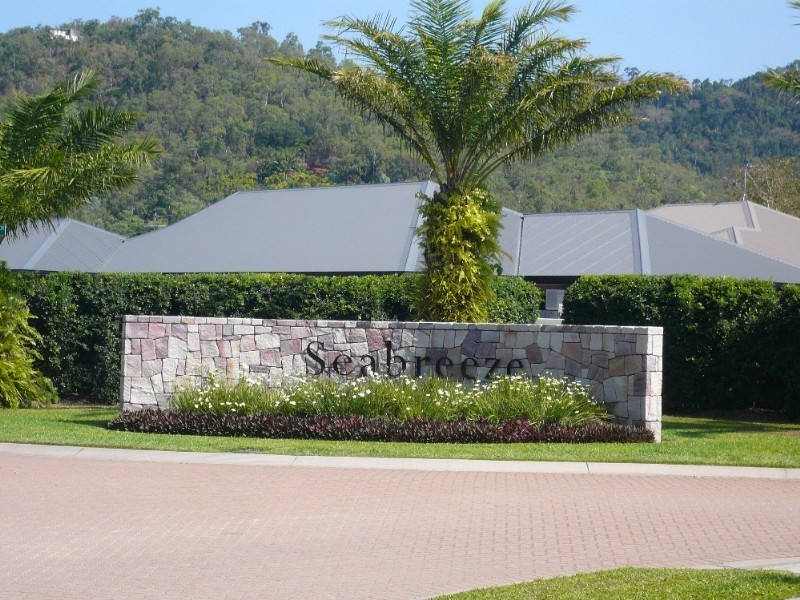 Kewarra Beach QLD 4879