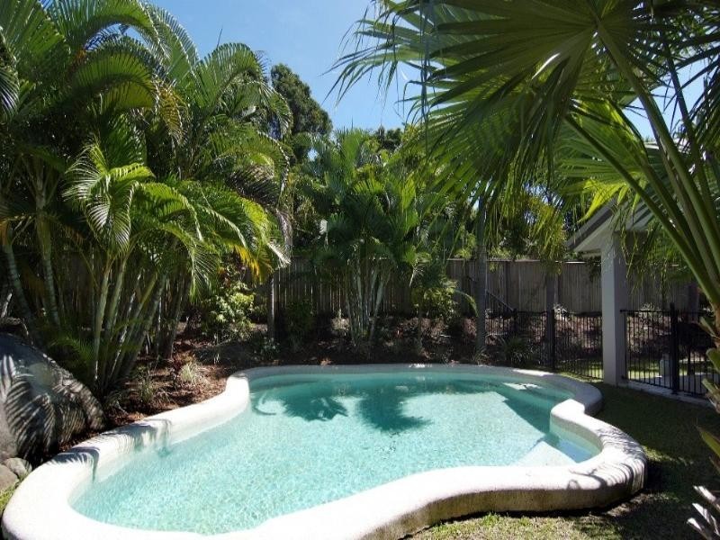 20 Macarthur Close, Palm Cove QLD 4879