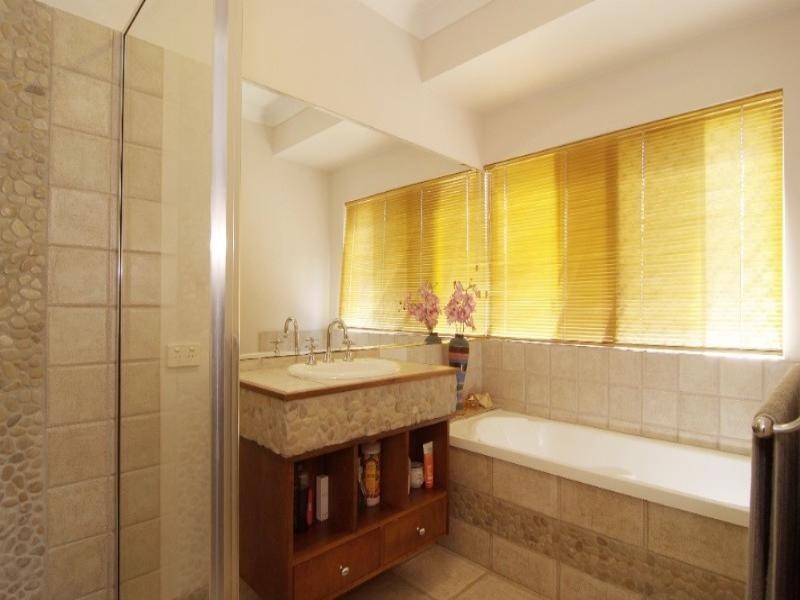 20 Macarthur Close, Palm Cove QLD 4879