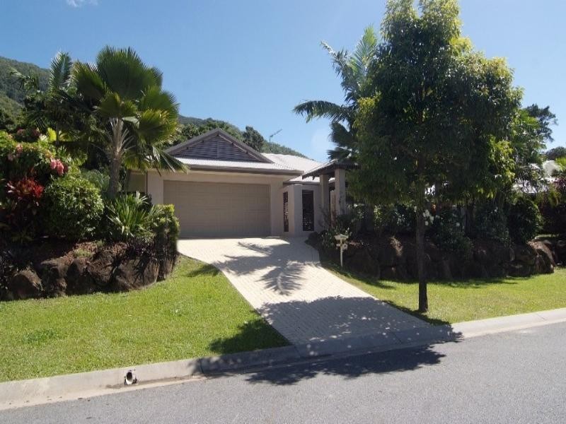 20 Macarthur Close, Palm Cove QLD 4879