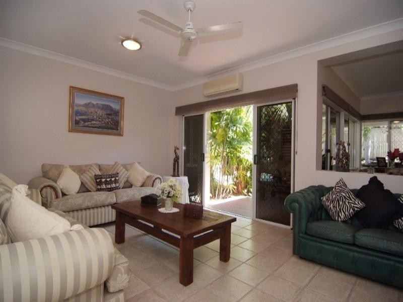 20 Macarthur Close, Palm Cove QLD 4879