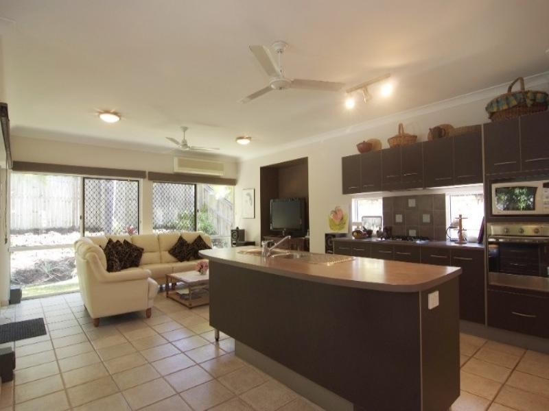 20 Macarthur Close, Palm Cove QLD 4879