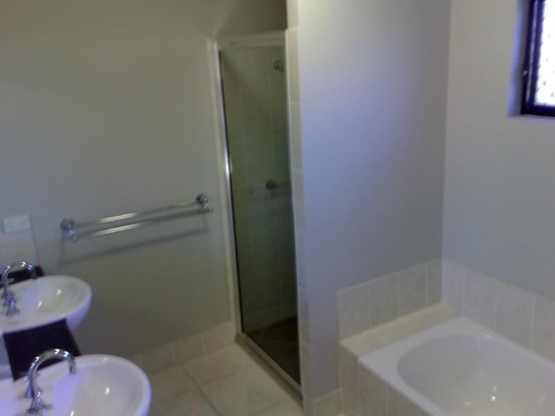 33 Norwood Crescent, Trinity Park QLD 4879